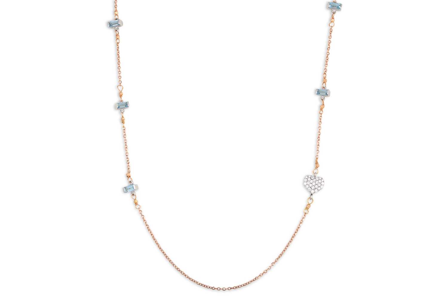 Lot 186 - AN AQUAMARINE AND DIAMOND SET NECKLACE, the...