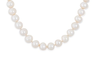 Lot 255 - A CULTURED PEARL NECKLACE, with 14ct yellow...