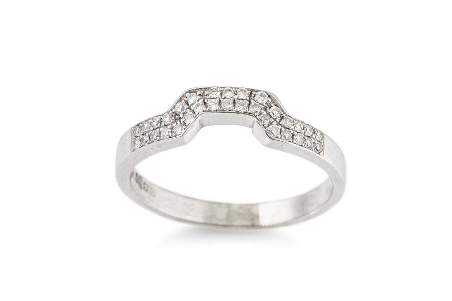 Lot 169 - A DIAMOND SHAPED BAND RING, mounted in 18ct...