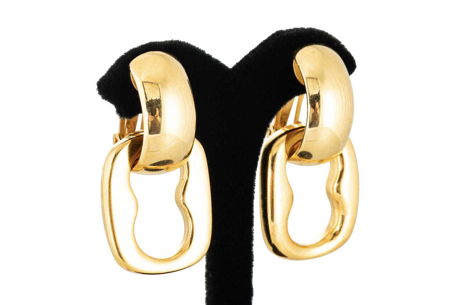 Lot 118 - A PAIR OF VINTAGE GUCCI GOLD PLATED EARRINGS,...