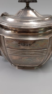 Lot 535 - A SILVER BACHELORS TEAPOT, with fluted &...