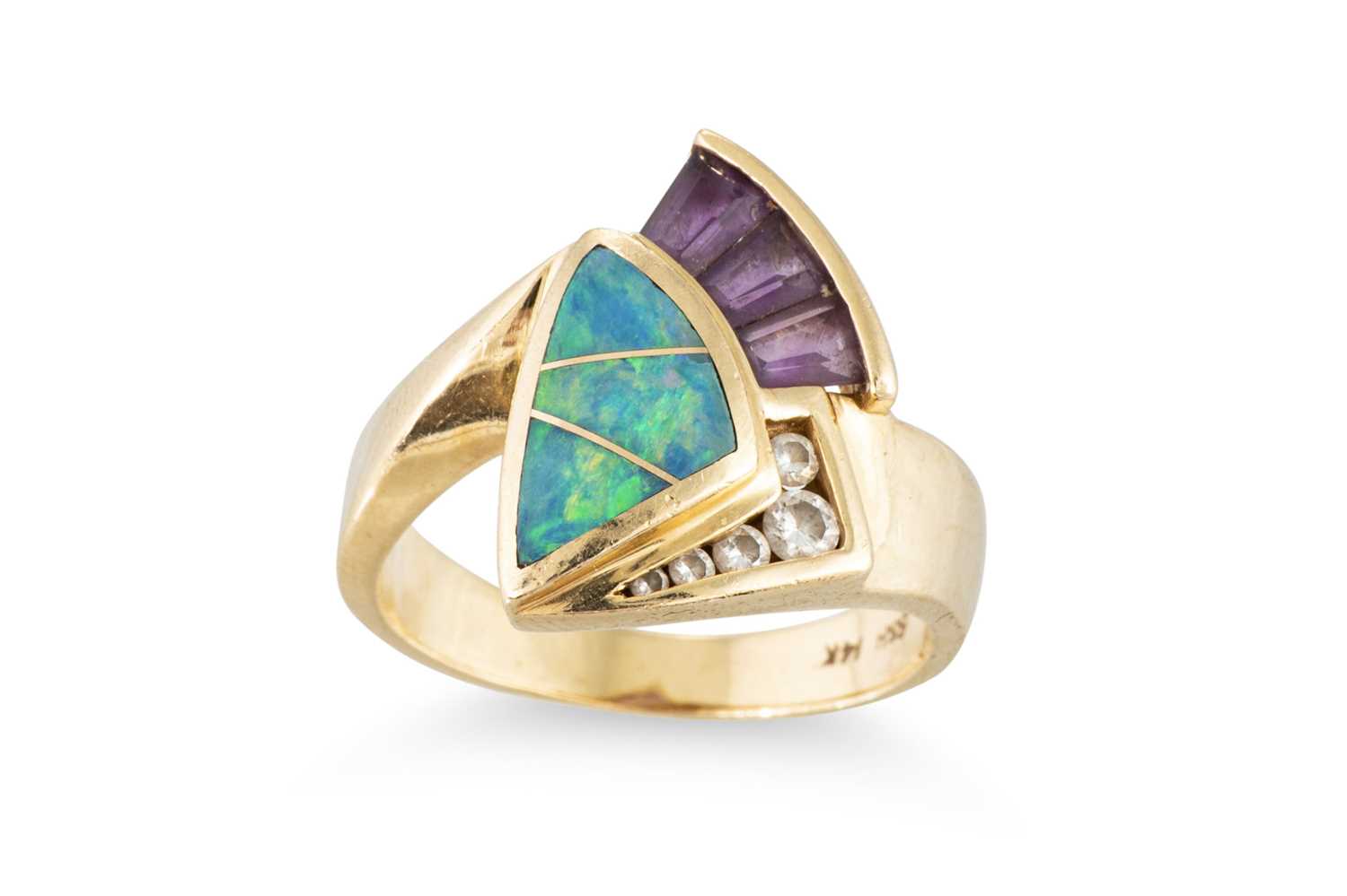 Lot 223 - A DIAMOND, OPAL AND AMETHYST SET DRESS RING,...