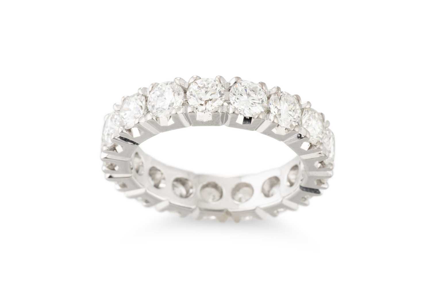 Lot 153 - A DIAMOND FULL BANDED ETERNITY RING, the...