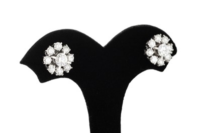 Lot 184 - A PAIR OF DIAMOND CLUSTER EARRINGS, the...