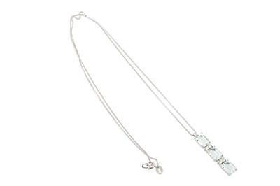Lot 252 - AN AQUAMARINE AND DIAMOND SET PENDANT, the...