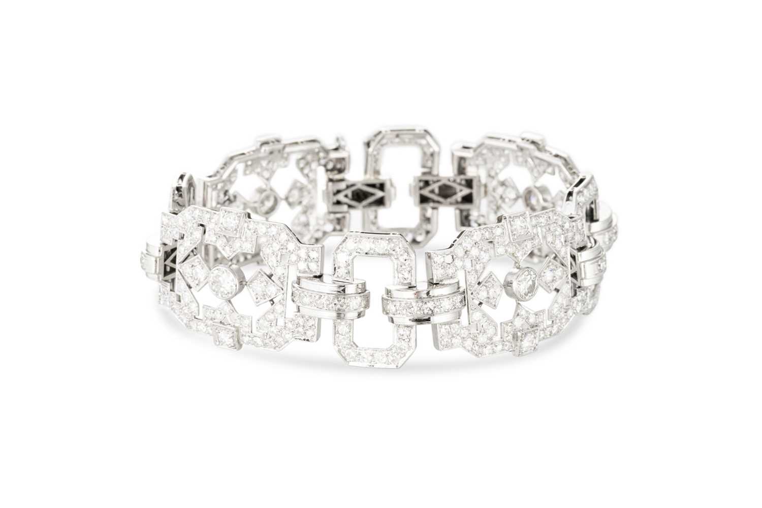 Lot 263 - AN ART DECO STYLE DIAMOND BRACELET, of...
