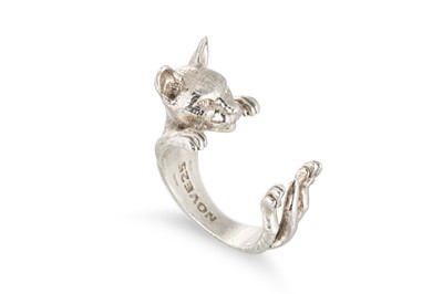 Lot 109 - A MARCASITE BROOCH, modelled as a cat together...