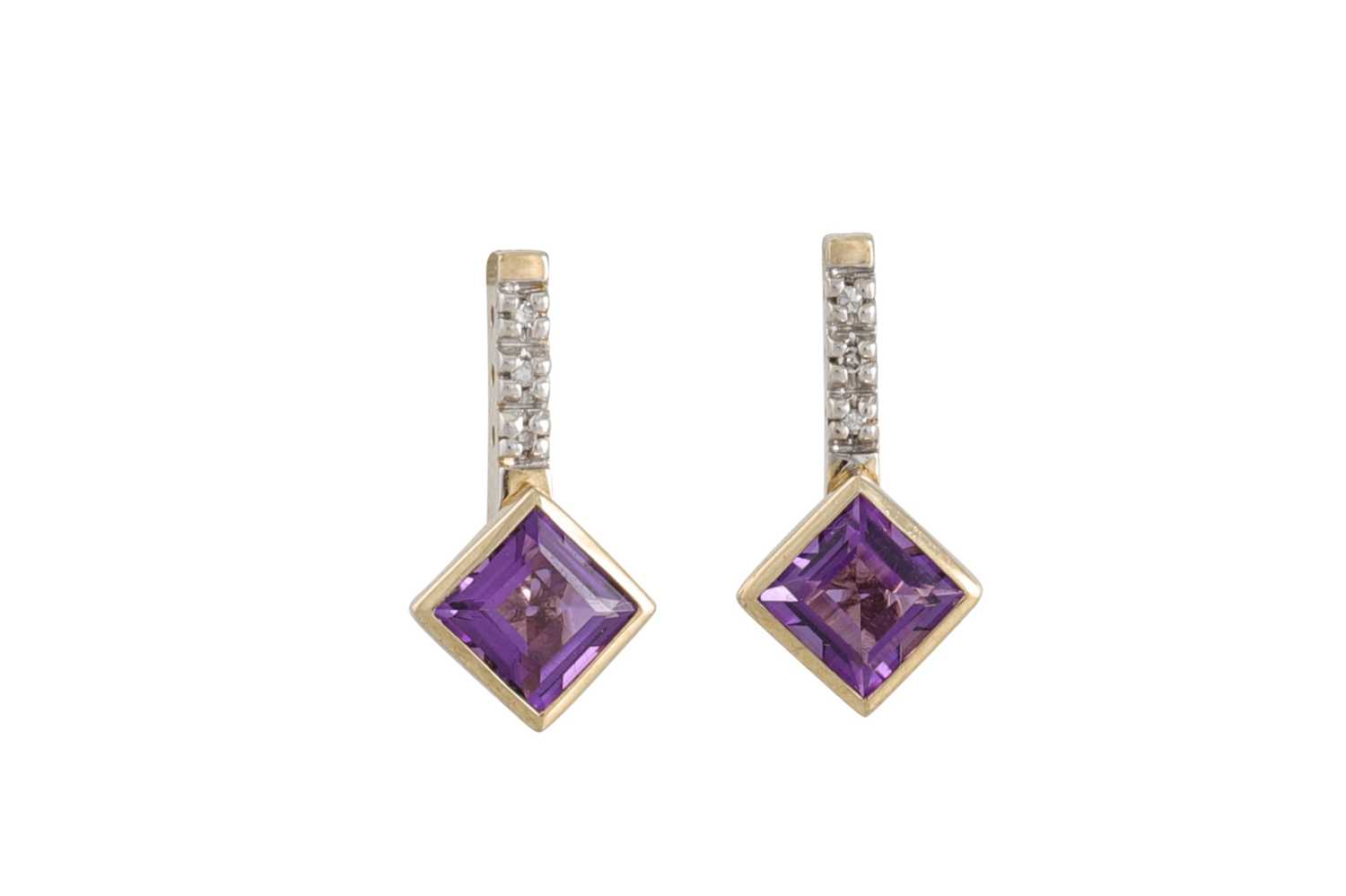 Lot 5 - A PAIR OF DIAMOND AND AMETHYST DROP EARRINGS,...