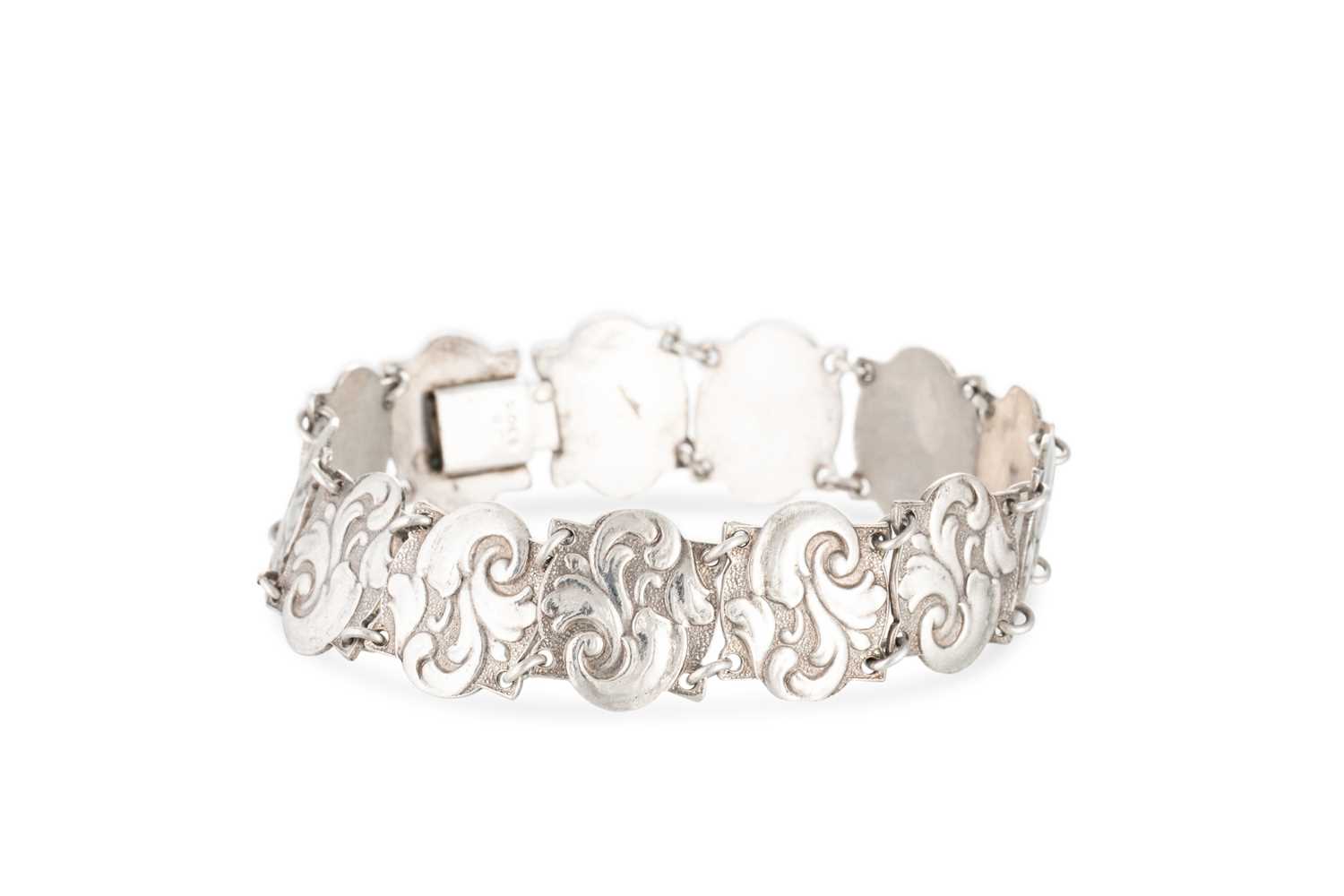Lot 1 - AN ANTIQUE NORWEGIAN SILVER PANEL BRACELET, c...