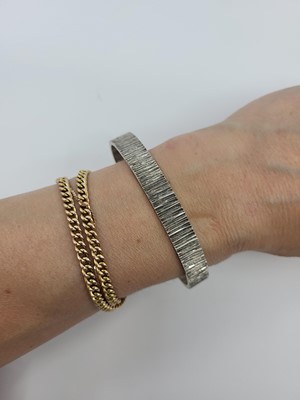 Lot 6 - A STERLING SILVER KILKENNY DESIGN CUFF...
