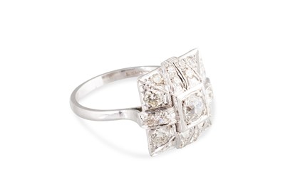 Lot 64 - AN ART DECO DIAMOND CLUSTER RING, of square...