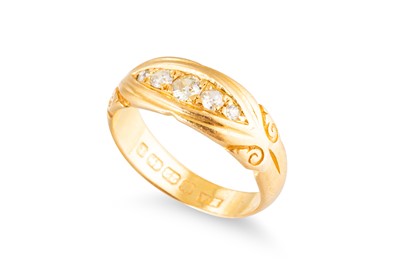 Lot 74 - AN ANTIQUE DIAMOND SET RING, mounted in 22ct...