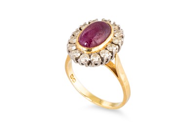 Lot 75 - A GEMSET AND DIAMOND SET RING, the oval...