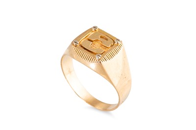 Lot 1 - AN 18CT YELLOW GOLD SIGNET RING, with French...