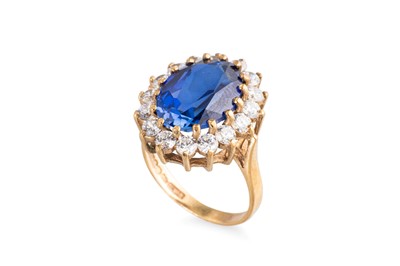 Lot 2 - A 9CT YELLOW GOLD SIGNET RING, together with a...