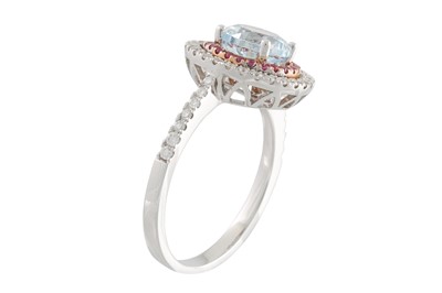 Lot 66 - A DIAMOND, RUBY AND AQUAMARINE TARGET RING,...