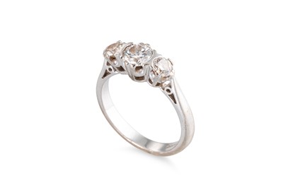 Lot 91 - A THREE-STONE DIAMOND RING, the round...