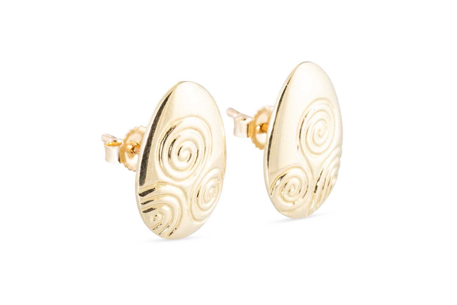 Lot 13 - A PAIR OF 9CT YELLOW GOLD EARRINGS BY DECLAN...