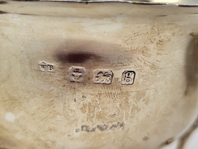 Lot 528 - TWO 20TH CENTURY ENGLISH STERLING SILVER SUGAR...