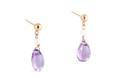 Lot 27 - A PAIR OF AMETHYST AND CULTURED PEARL DROP...