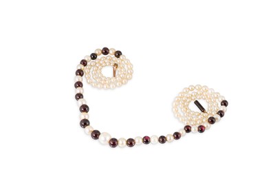 Lot 54 - A CULTURED PEARL AND STONESET NECKLACE, metal...