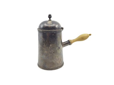 Lot 470 - A LATE WILLIAM IV ENGLISH STERLING SILVER...