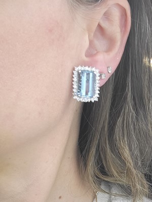 Lot 286 - A PAIR OF AQUAMARINE AND DIAMOND CLUSTER...