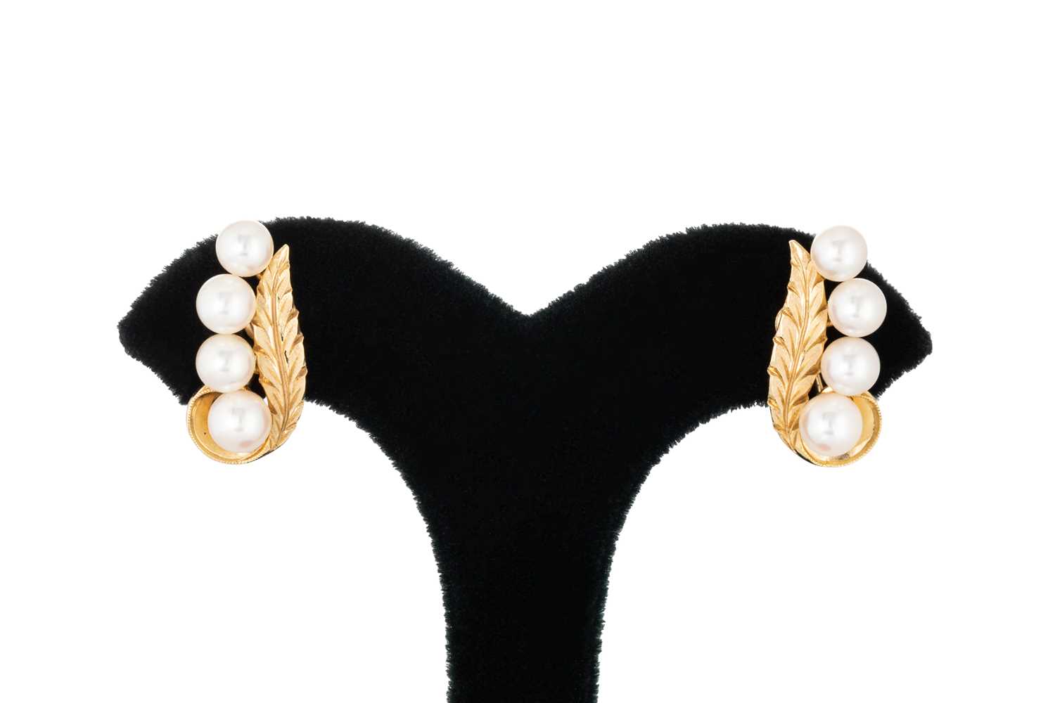 Lot 84 - A PAIR OF PEARL EARRINGS, of naturallistic...