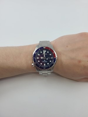 Lot 401 - A GENT'S CITIZEN WRISTWATCH, stainless steel...
