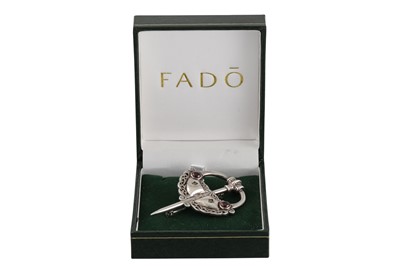 Lot 42 - A MODERN IRISH CELTIC BROOCH, in sterling...