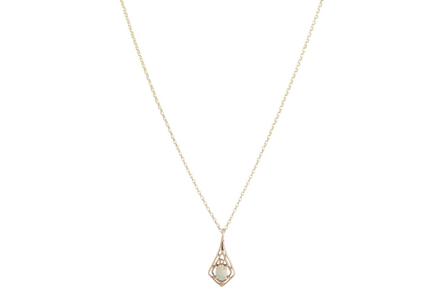 Lot 44 - AN ANTIQUE AMETHYST PENDANT, c. 1890, on a...