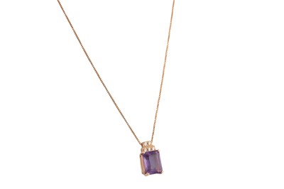 Lot 276 - AN AMETHYST PENDANT WITH DIAMOND DETAIL, in...