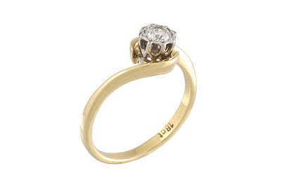 Lot 201 - A DIAMOND SOLITAIRE, to a twist design,...
