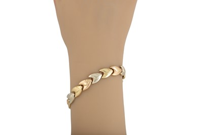 Lot 347 - AN 18CT THREE COLOUR GOLD BRACELET, heart...