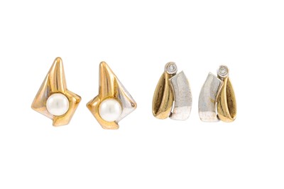 Lot 245 - A PAIR OF DIAMOND SET EARRINGS, mounted in two...